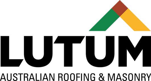 LUTUM logo col positive stacked (002).png