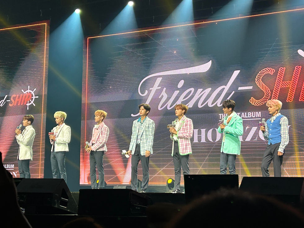 Hori7on saying thank you to Anchors at their debut showcase in Seoul