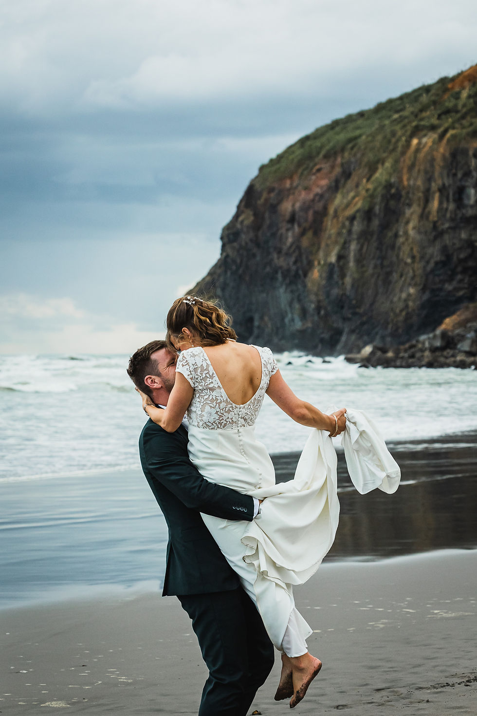171727-Wedding-Photography-Hamilton-Waikato-Photographer-Pictured-by-Lucie-2
