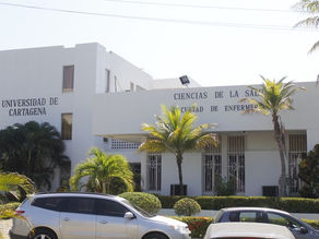 Fachada Facultad de Enfermería