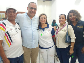 Miembros de Asounicol Cartagena apoyando al doctor Willian Malkun Castillejo