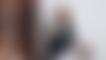 HOW TO WEAR MONOCHROMATIC