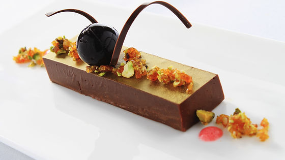 Golden Pistachio Chocolate Bar