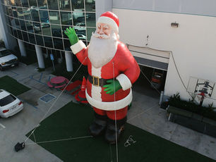 25 Foot Inflatable Santa Claus