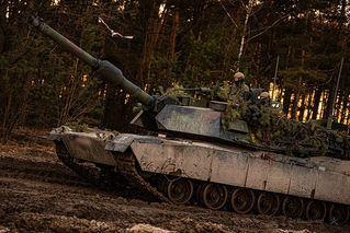 Poljska dobila najmodernije američke tenkove Abrams