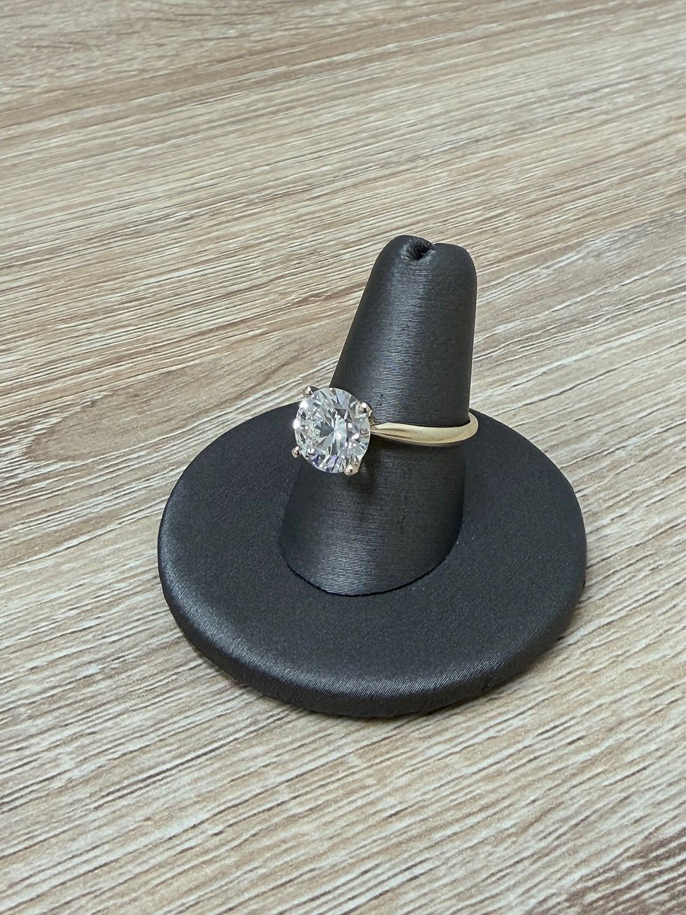 Thumbnail: 14K Yellow Gold Diamond Ring 2.73 Carat