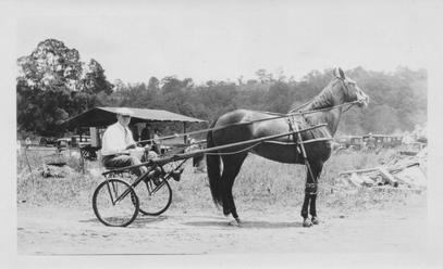 1932-RLBIIatthetrack.jpeg