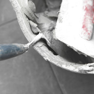 Concrete Bucket & Trowel