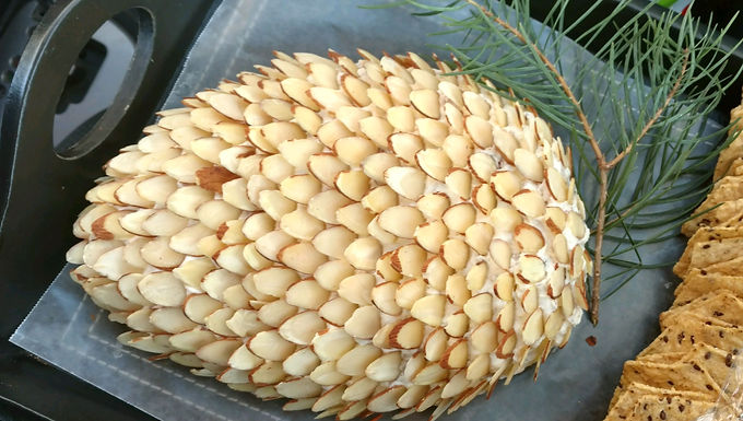 Pine Cone Cheese Ball