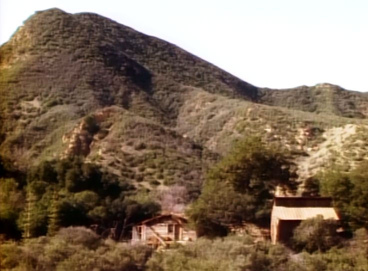 Season 1 - Episode 1 (15)