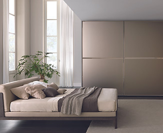 Sliding doors closet