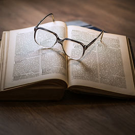 Vad Àr stadgar och varför Àr de viktiga - guide till utformning och uppdatering av stadgar i brf.