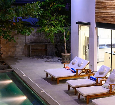airbnb world golf village.jpeg