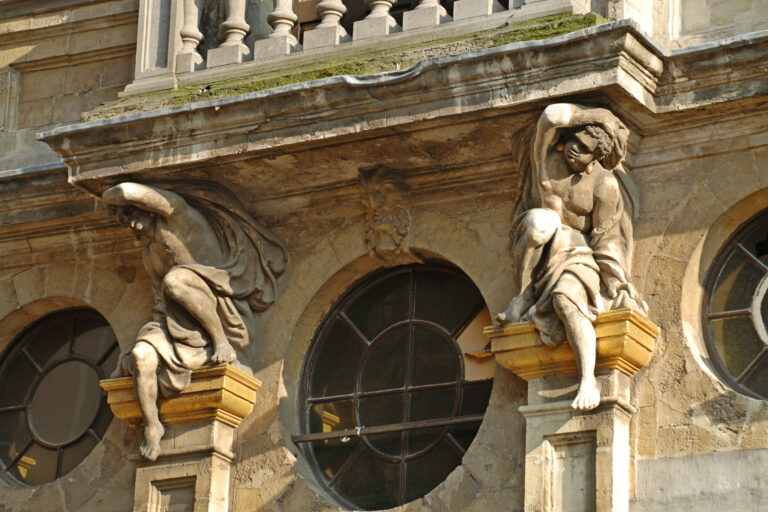 Représentation caricaturale de deux hommes