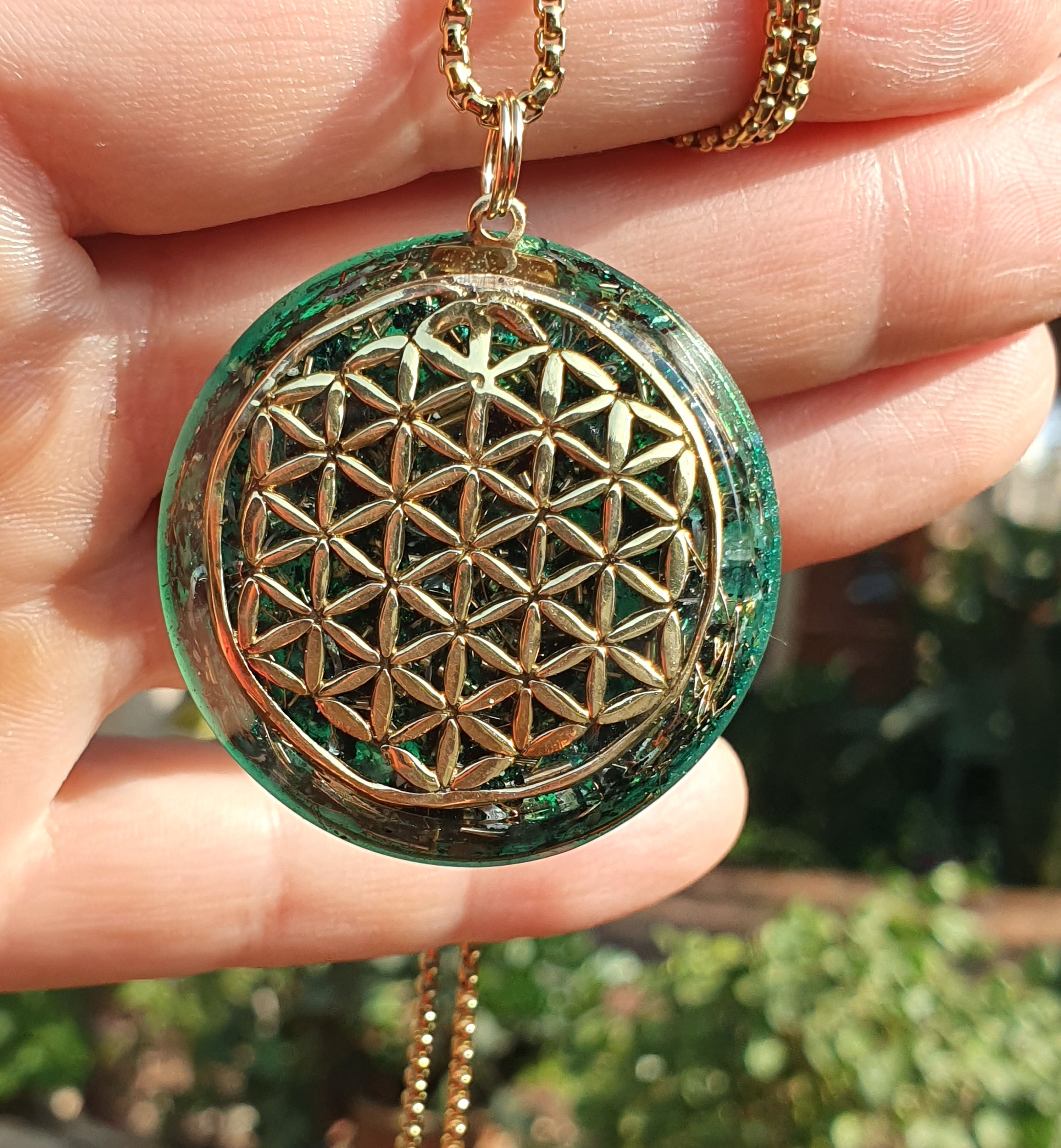 פרח החיים באמרלד