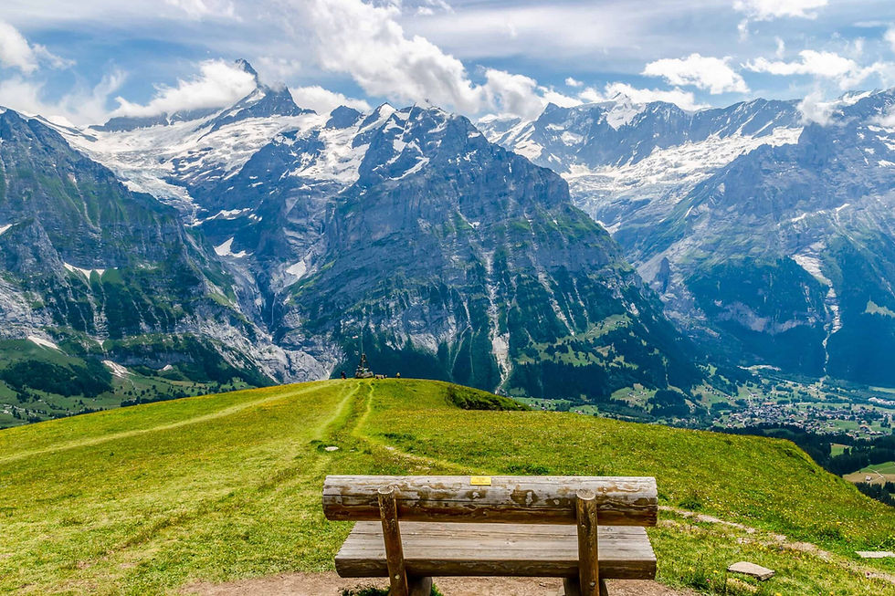 grindelwald-first-grosse-scheidegg-wooden-bench-2048x1365.jpg