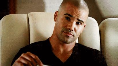 1498249884_2868-paren-smeetsya.gif