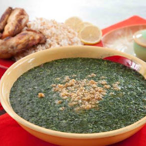 ملوخيه ودجاج مشوي وزر