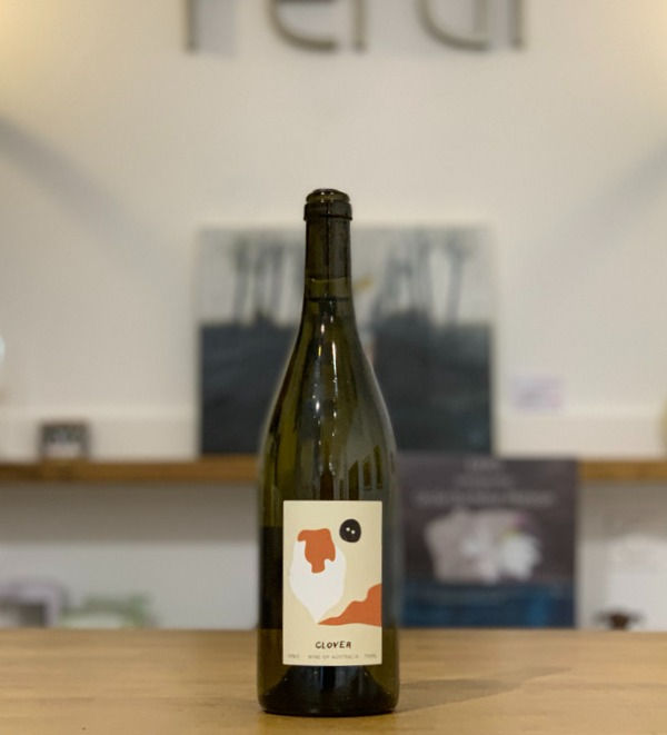 2018 Commune of Buttons Clover