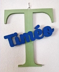 Plaque + prénom en bois