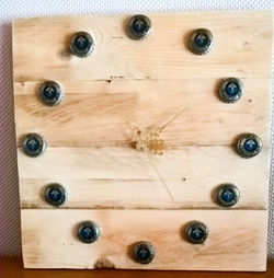 Horloge en bois massif capsules Orval