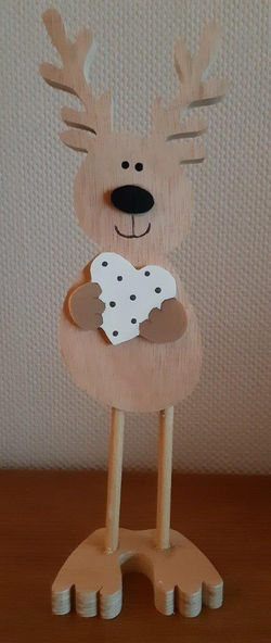 Renne coeur sur pattes