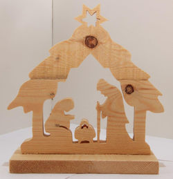 Crèche chantournée Joseph bâton