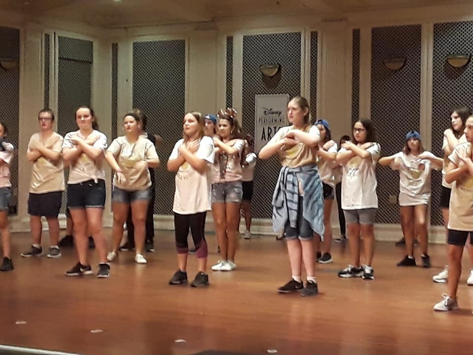 57578691_2281558882067667_3570315826793807872_n