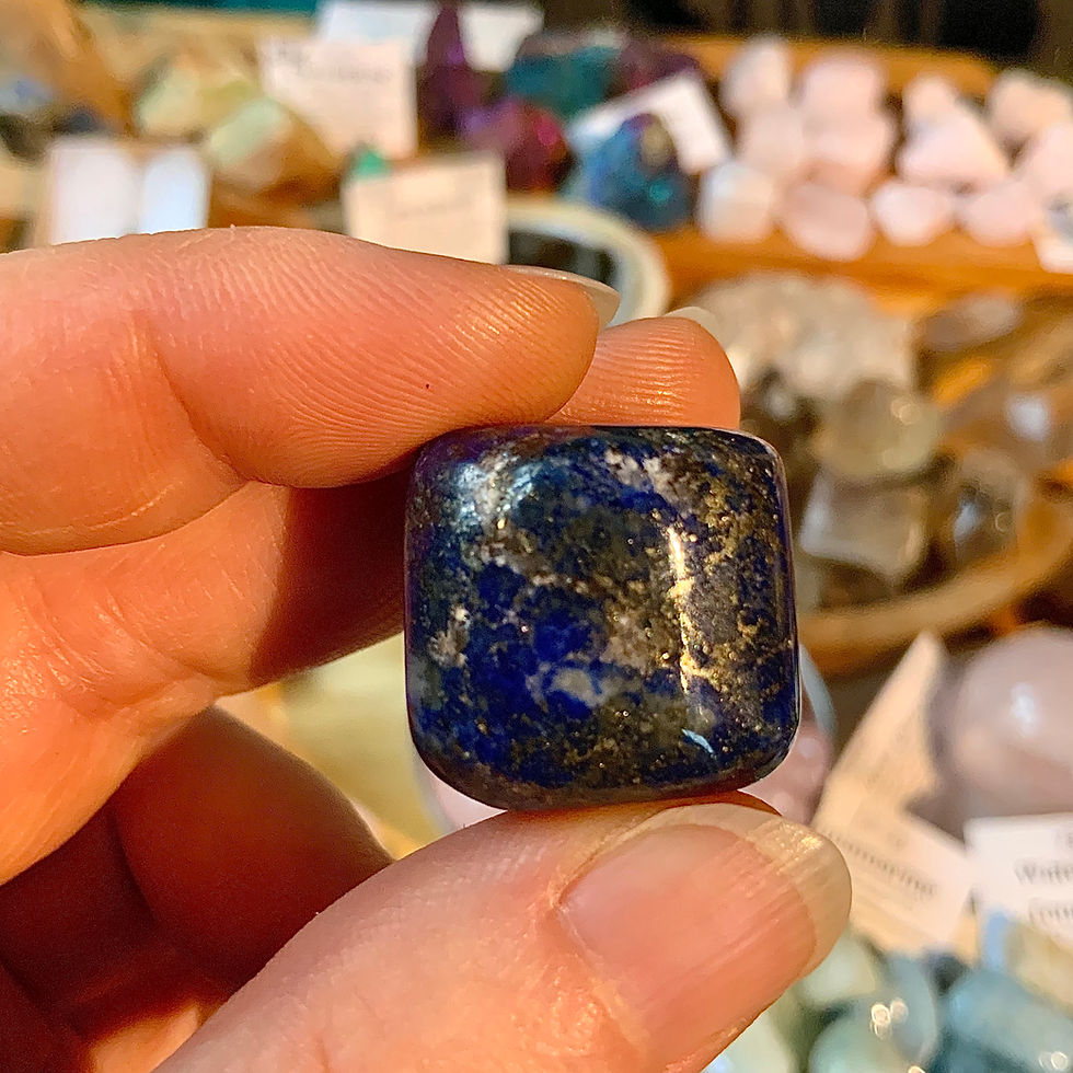 Tumbled lapis lazuli