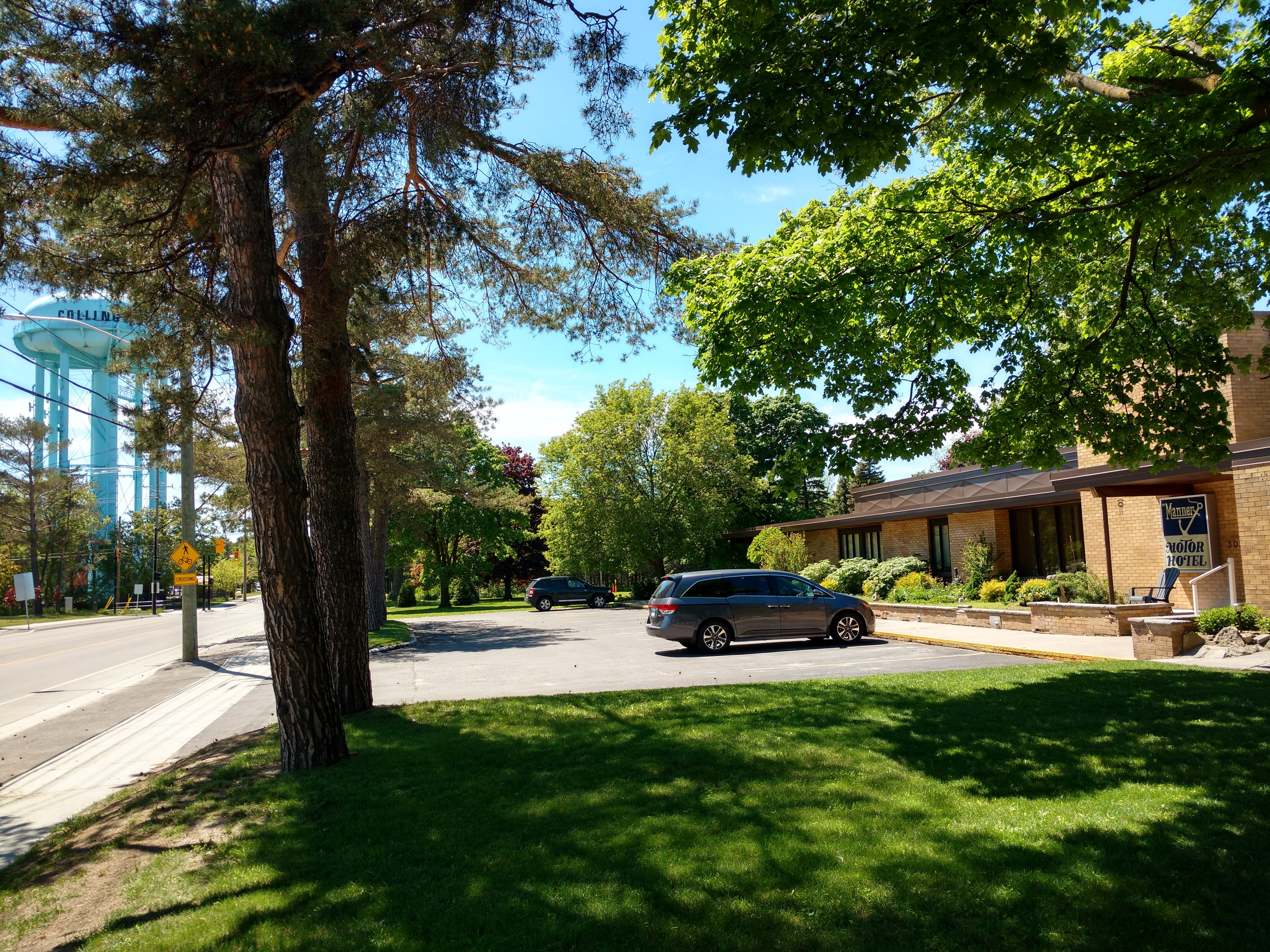 Mariner Motor Hotel in Collingwood, Canada