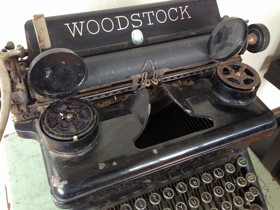 Woodstock No. 5 Typewriter by Woodstock Typewriter Co., 1933 Madein