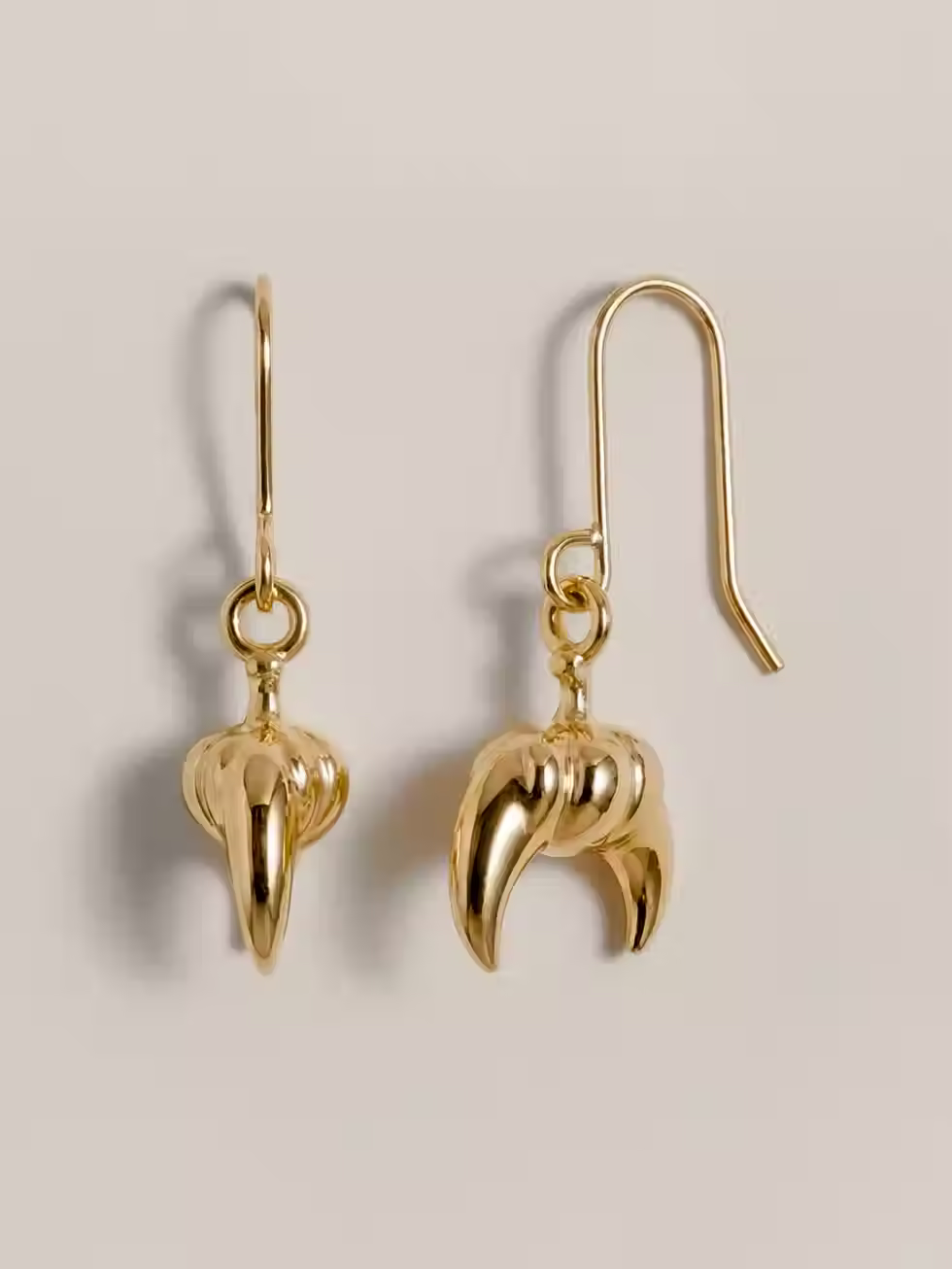 Rimeh Garden Pumpkin Moon Earring 18K Gold Plated Handcrafted in Japan Detail Close Up