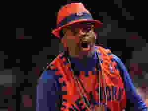 Spike_Lee_Yell_Around_the_Game