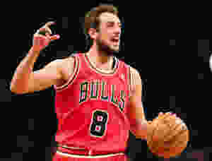 Marco_Belinelli_Around_the_Game