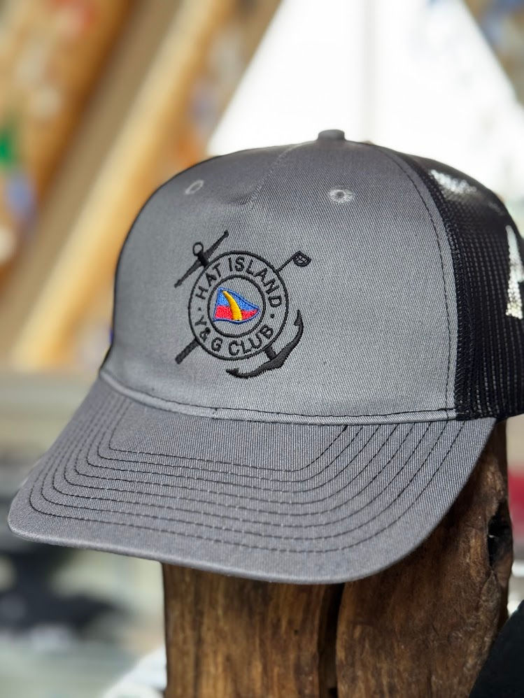 Stylish hats: Gray trucker-style cap