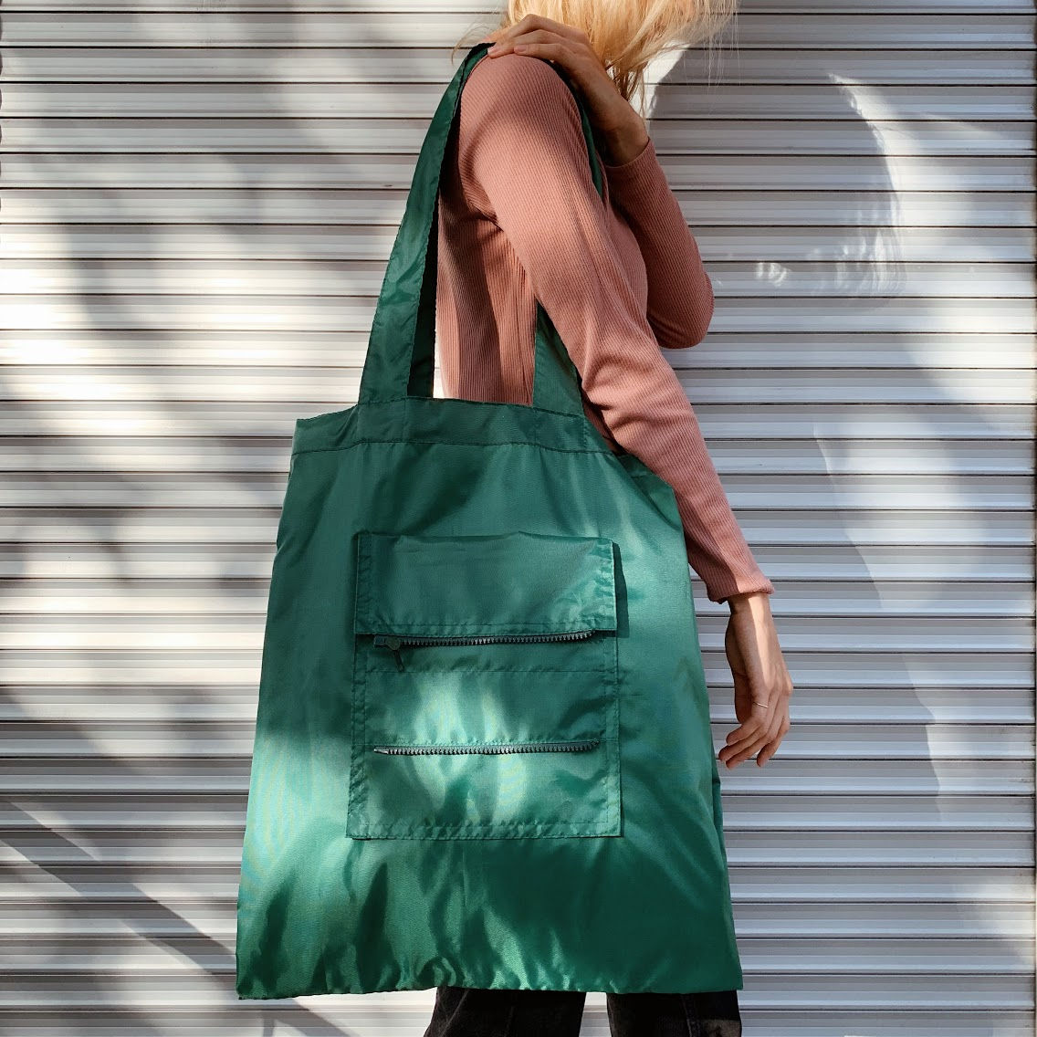 Кейс-трансформер "Дякую, пакет не потрібен" зелений