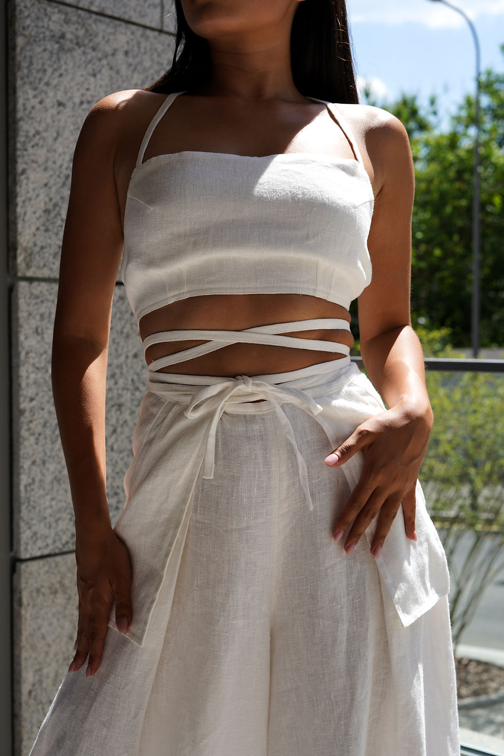 Прев'ю: Топ із зав'язками із кремового льону