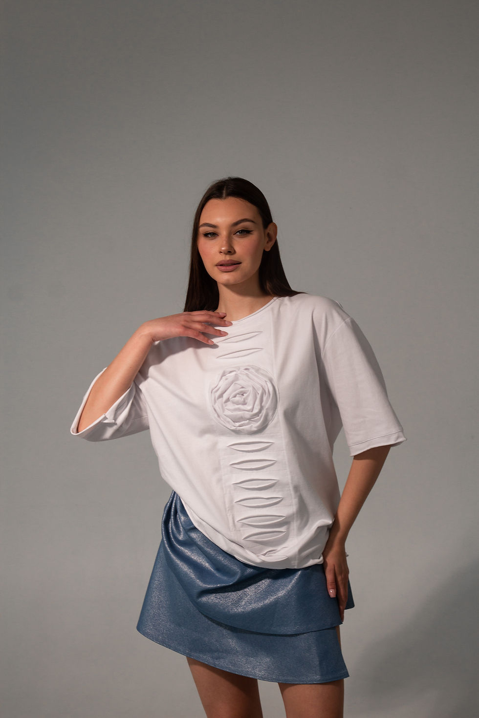 Прев'ю: Футболка біла троянда