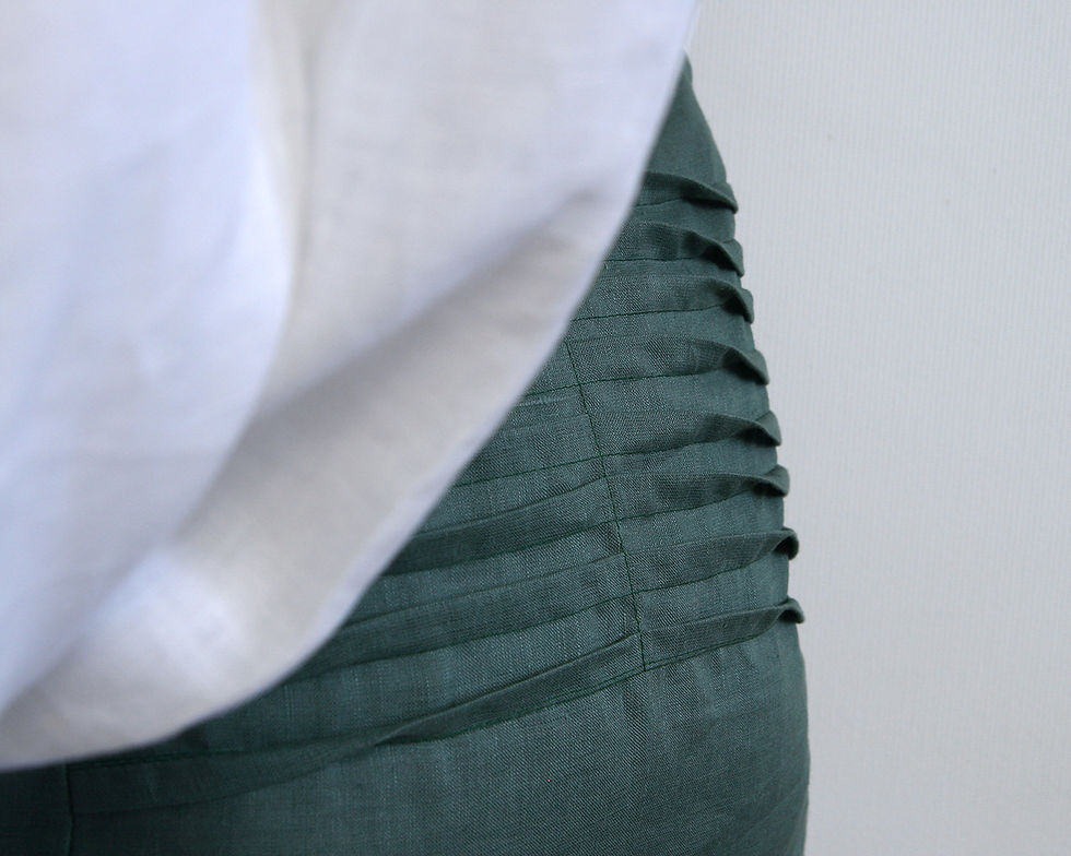 Прев'ю: Декоративна подушка із зеленого льону