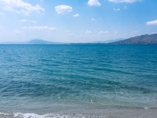 ΚΑΘΑΡΕΣ ΟΙ 26 ΠΑΡΑΛΙΕΣ ΤΗΣ ΣΑΛΑΜΙΝΑΣ.