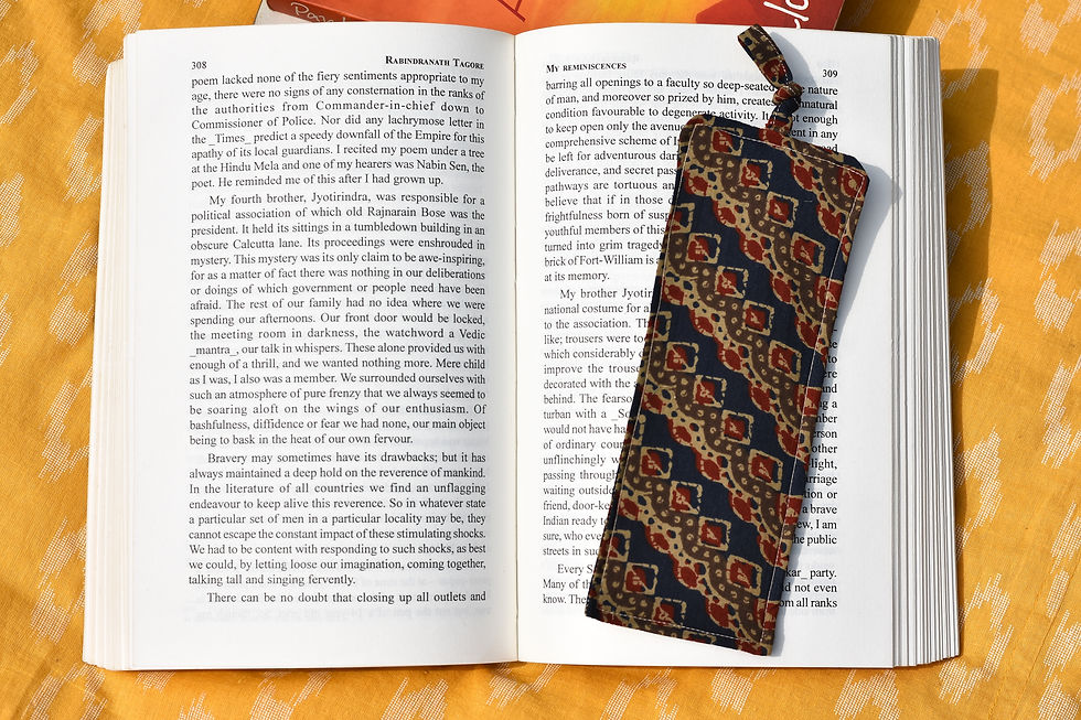 Thumbnail: Traditional Bookmark