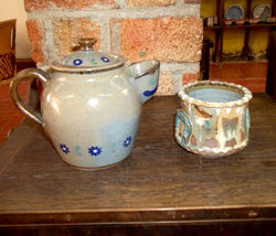 Lechera con Flores y Alhajero