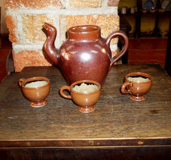 Cafetera Serpiente y Tazitas