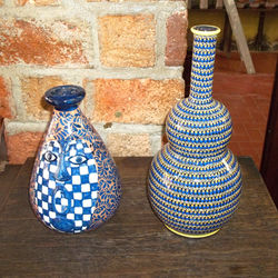 Florero con Cara y Florero Tipo Bombilla