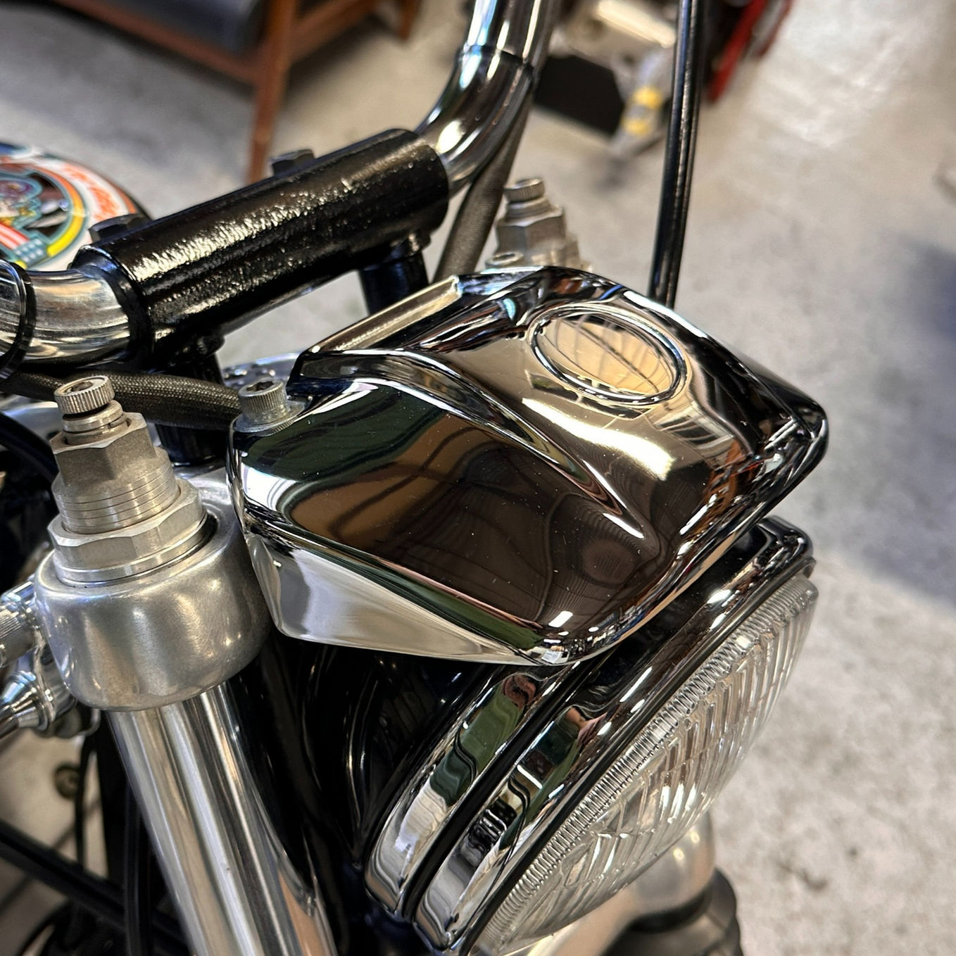スポーツスター　ヘッドライトバイザー＆トリム スポーツスター ヘッドライトバイザー＆トリム スポーツスター ナロー
