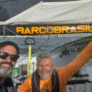 Barco Brasil chegou ao Recife (PE) na Volta ao Mundo em duplas