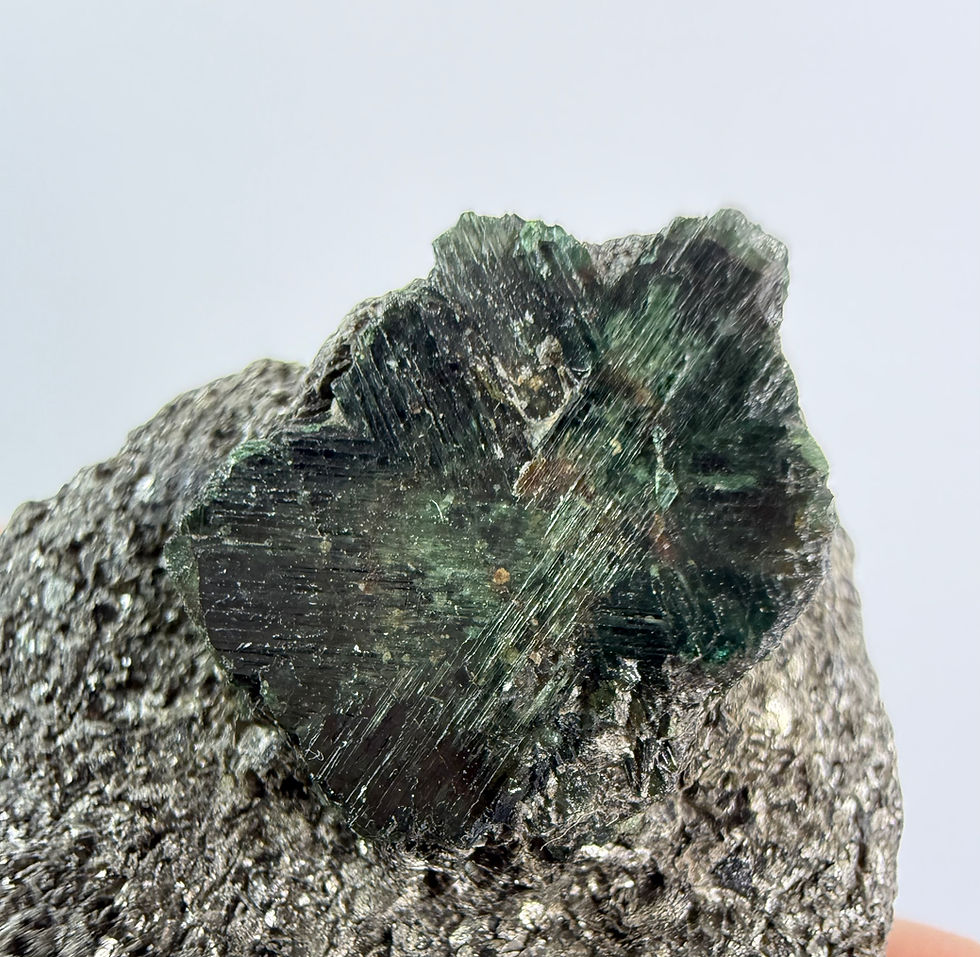 Thumbnail: Alexandrite on Matrix