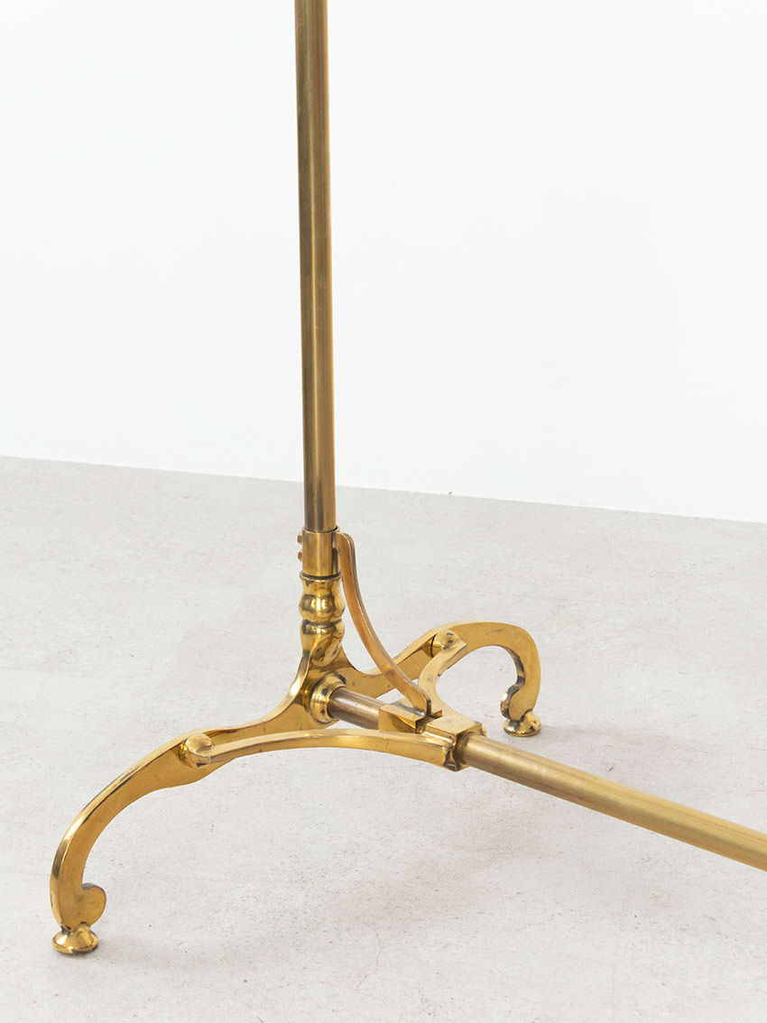 サムネイル： Hanger Rack