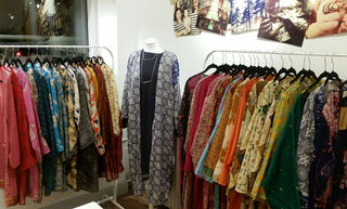 A CHRISTMAS POP-UP SHOP