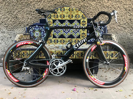 Kestrel KM40 Airfoil Road Bike, Zipp 404 Race Wheels, Fully